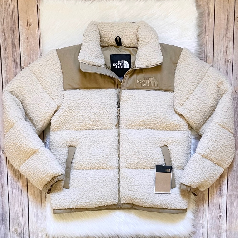 The North Face Sherpa Nuptse Jacket - Picture 2 of 12
